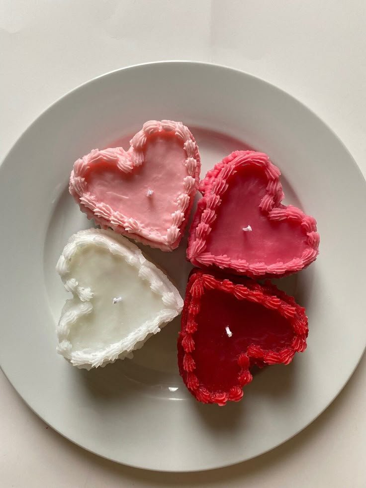 Heart Shape Cake Candle White, Aesthetic Dessert Candle for Home Decor, Minimal Decorative Gift for Birthday, Anniversary, Valentine - Image 4